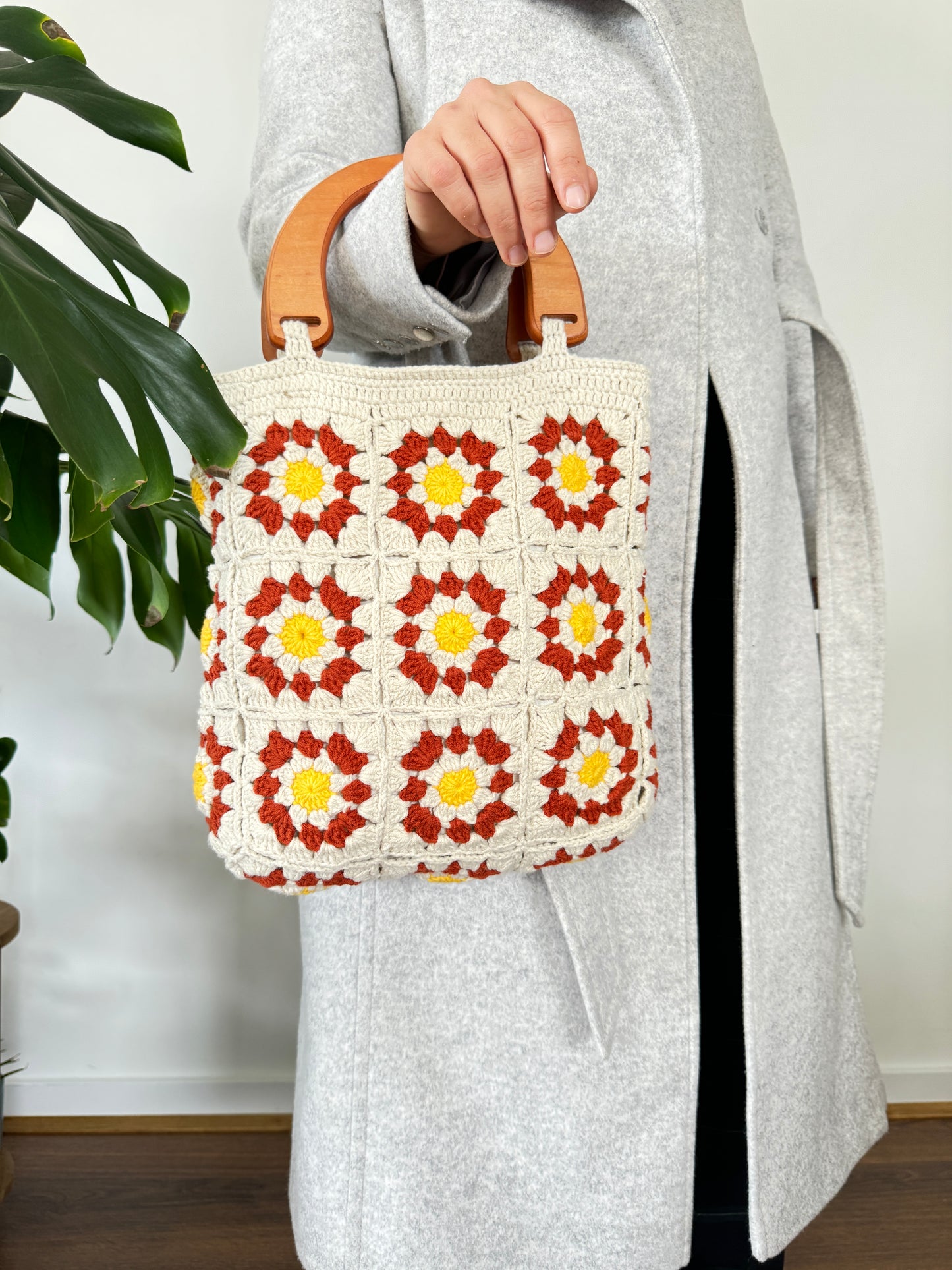 Sunny Bloom Granny Square Bag